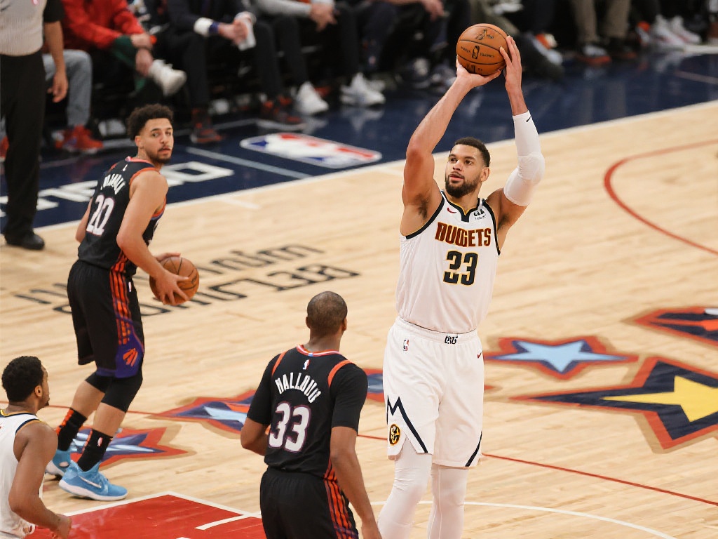 更是对中国 更是对中国